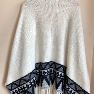 Forever 21 Sweaters - Aztec Sweater Forever 21 Sweaters - Aztec Sweater